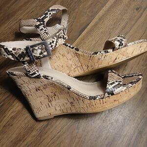 Strappy tan and brown snakeskin cork wedge platform‎ sandals, brand new, size 9